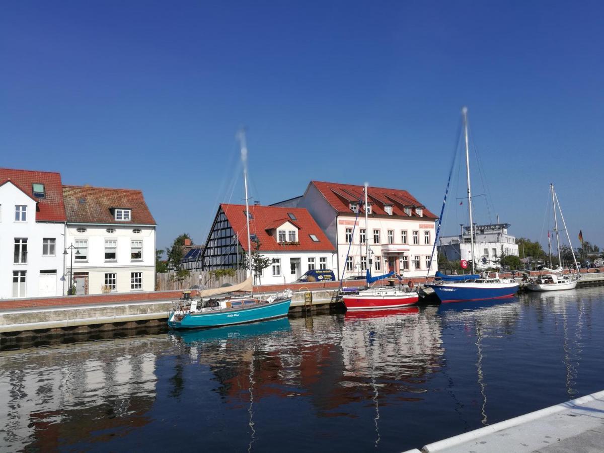 Fewo "Hafenblick" Ueckermünde Esterno foto