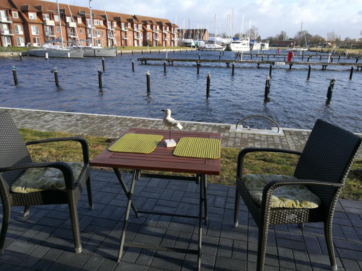 Fewo "Hafenblick" Ueckermünde Esterno foto
