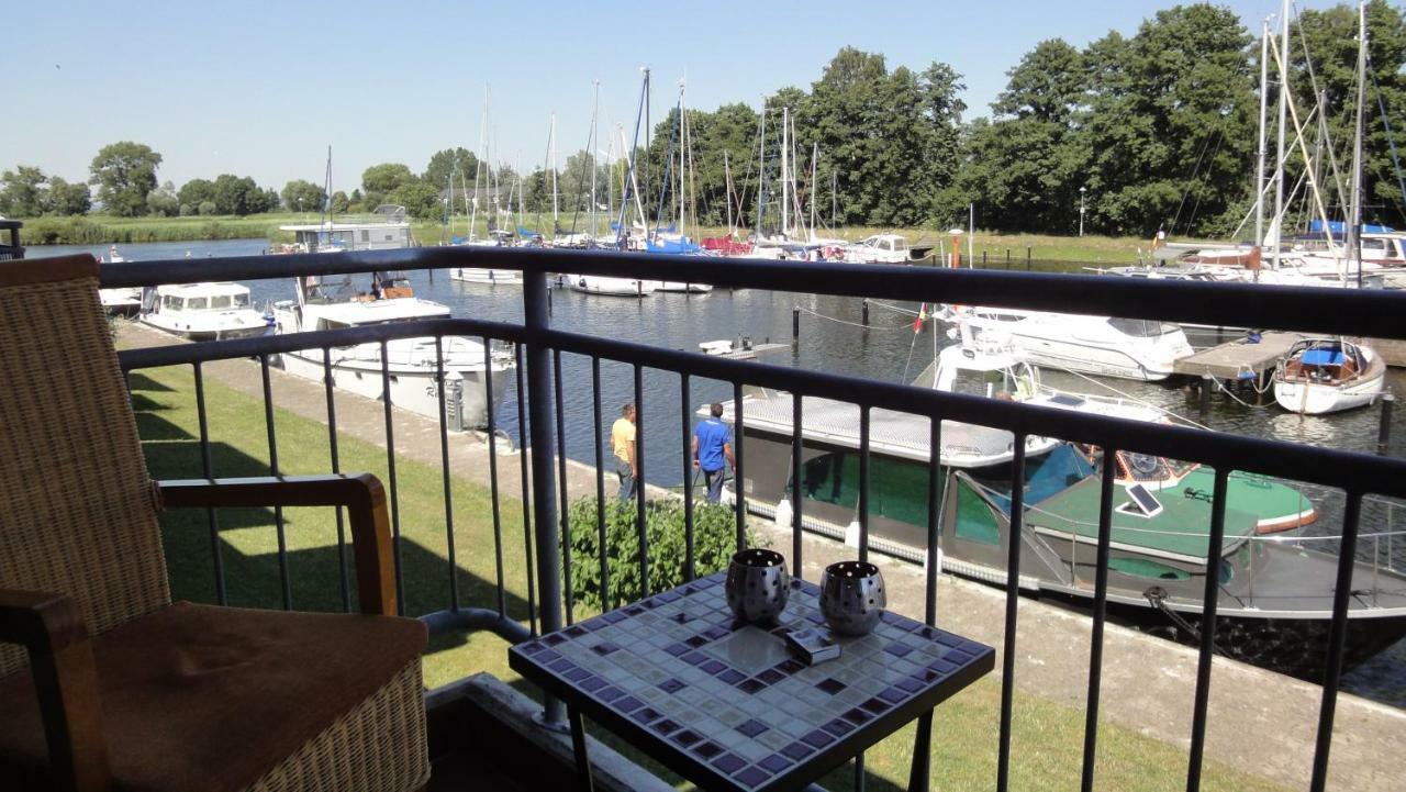 Fewo "Hafenblick" Ueckermünde Esterno foto